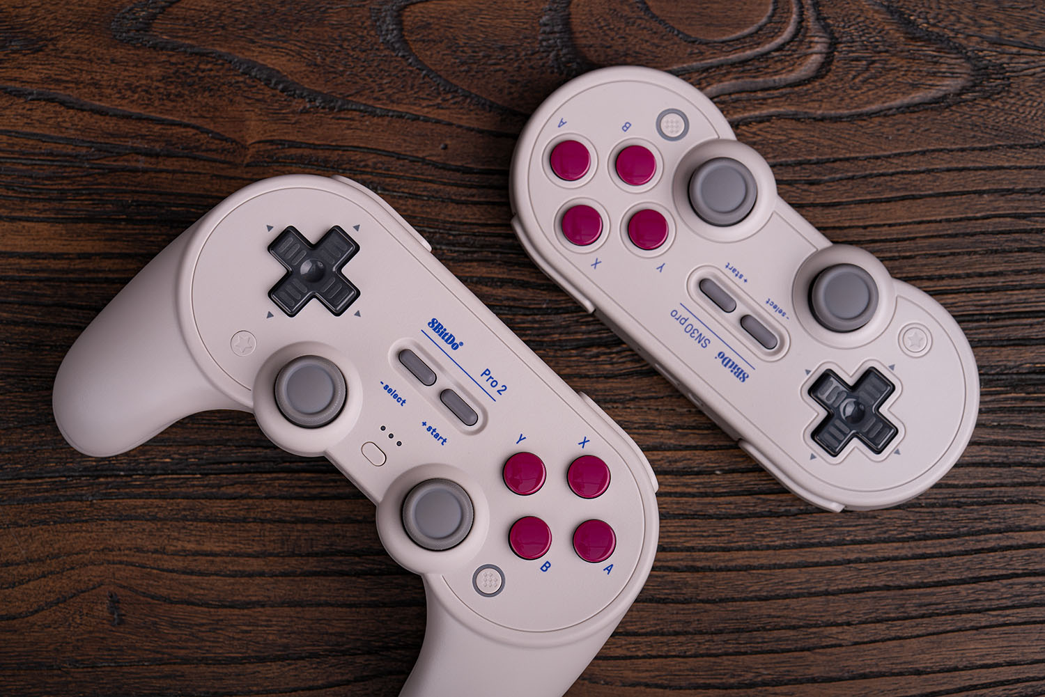 8bitdo-pro2 Bluetoothゲームコントローラ - Smart Home Raspberry Pi のレビューと価格